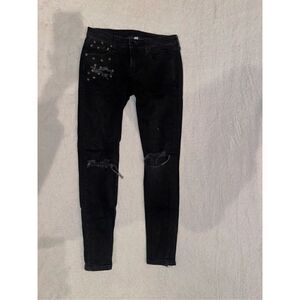 MNG JEANS USA size 1 EUR size 32 black jeans with star studs